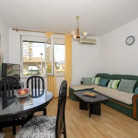 Apartment Angie *
